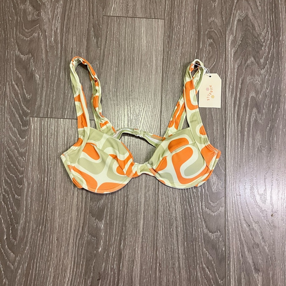 Shana Aurelle swim suit